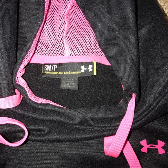 Underarmour pullover - Picture 2 of 2